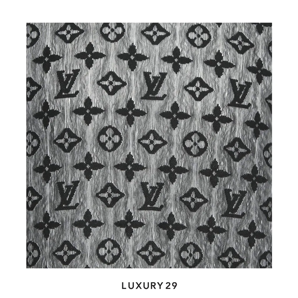 Louis Vuitton LV  Monogram T-shirt Black(XL, Black)