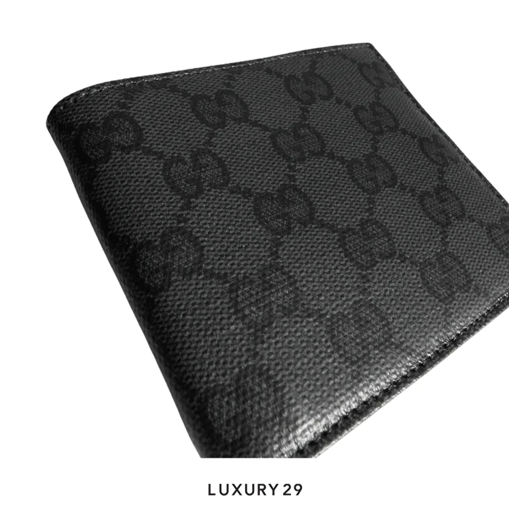 Gucci Essence Classic bi-fold wallet Black(Small, Black)