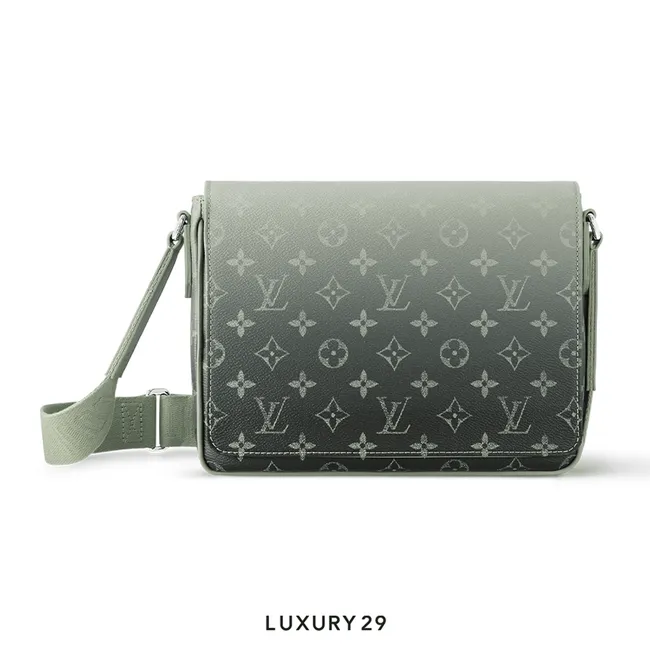 Louis Vuitton LV District PM Messenger Bag Khaki Green