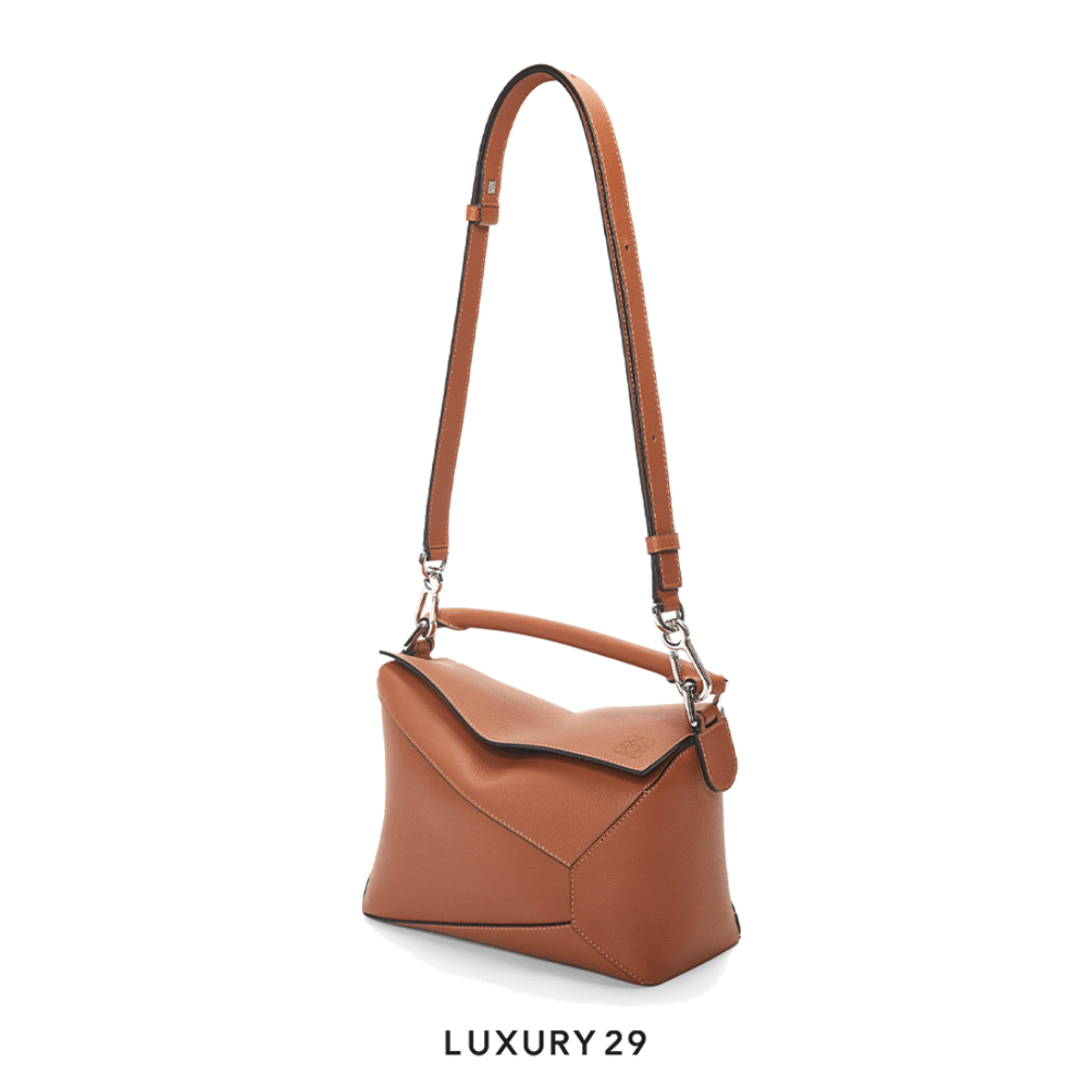 Loewe Small Puzzle Bag in Classic Calfskin Tan(Small, Brown)