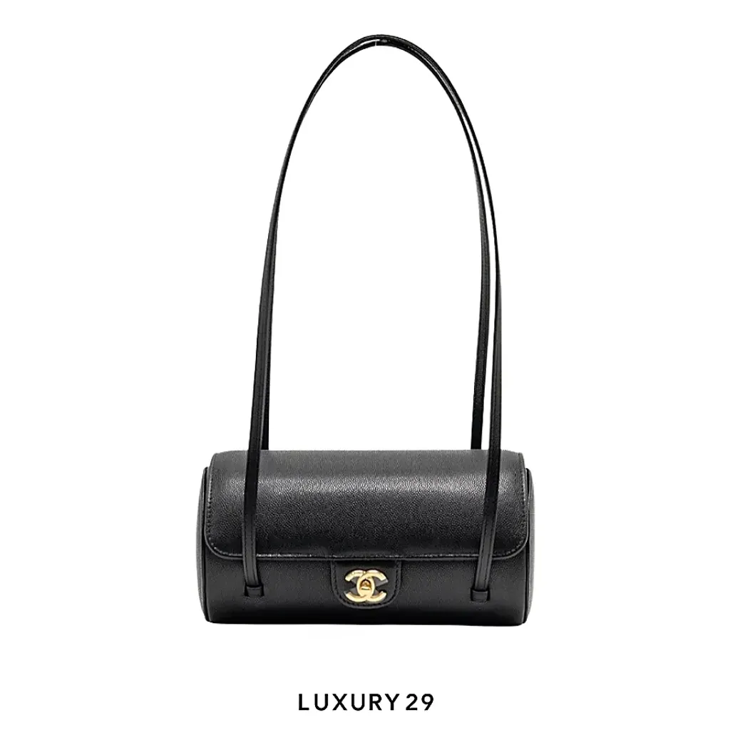 Chanel 26 Bowling Shoulder Bag Black(Small, Black)