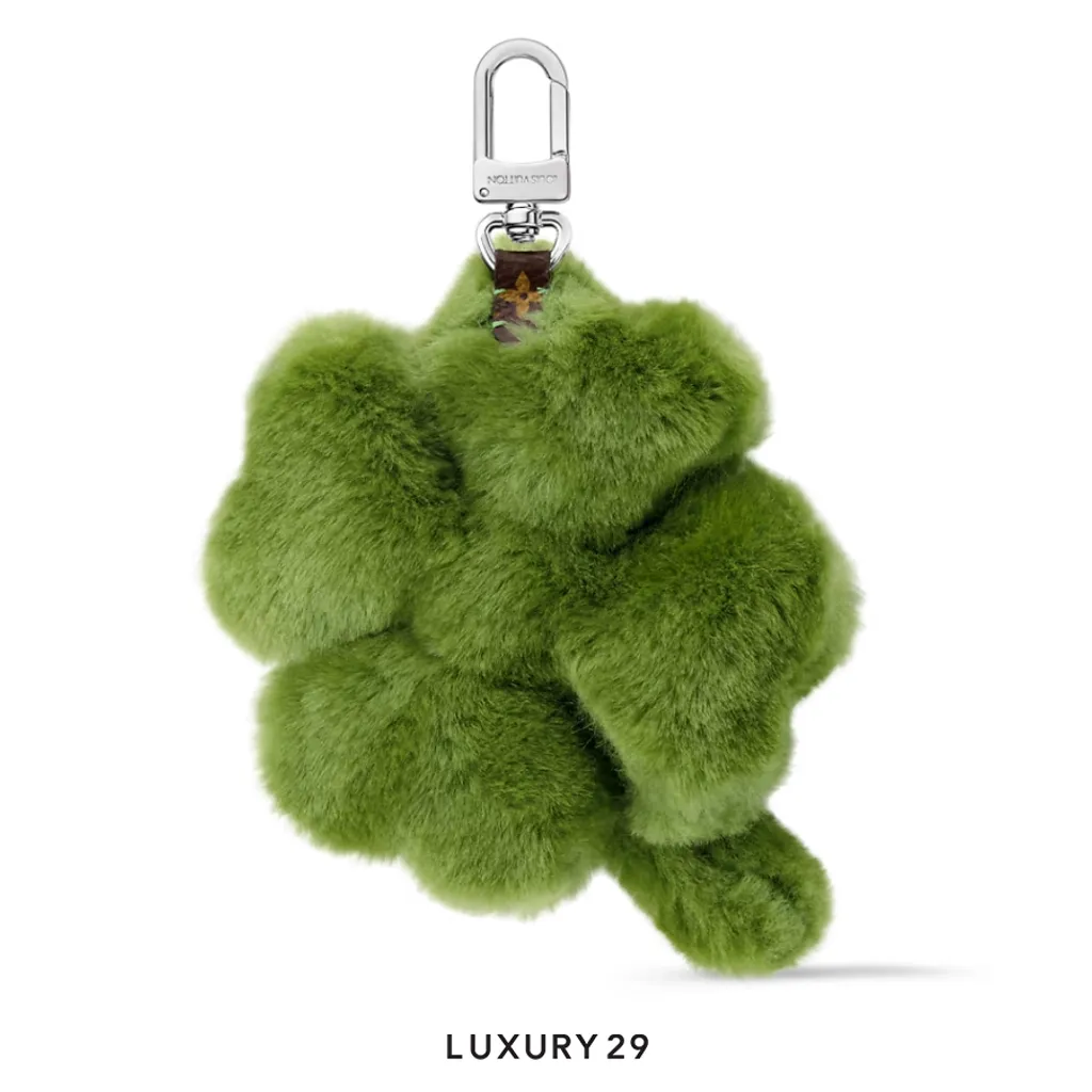 Louis Vuitton LV Lucky Trefoil Bag Charm Green(Mini, Green)