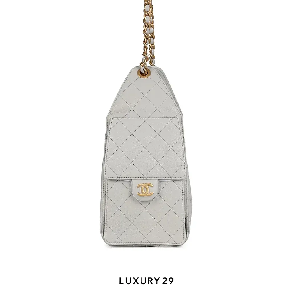 Chanel 25 Small Handbag Caviar Gold Hardware Light Grey(Small, Grey)