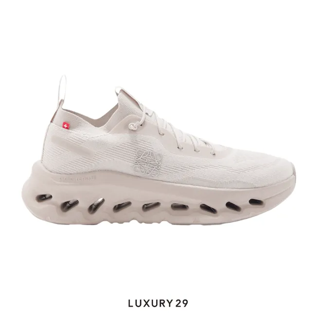 On x Loewe Cloudtilt sneaker Sand (W)