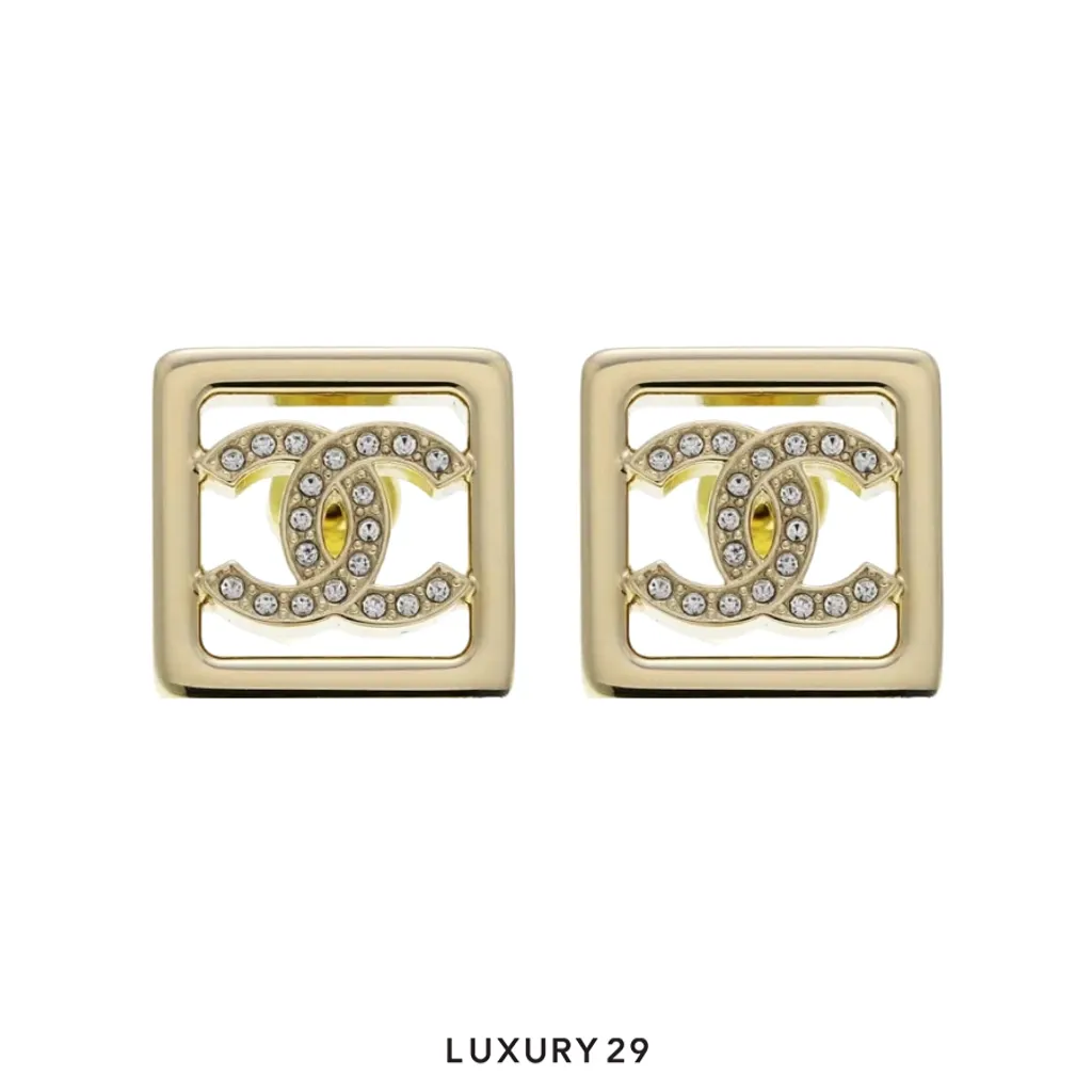 Chanel Elegant square CC logo stud earrings(Free Size, Gold)