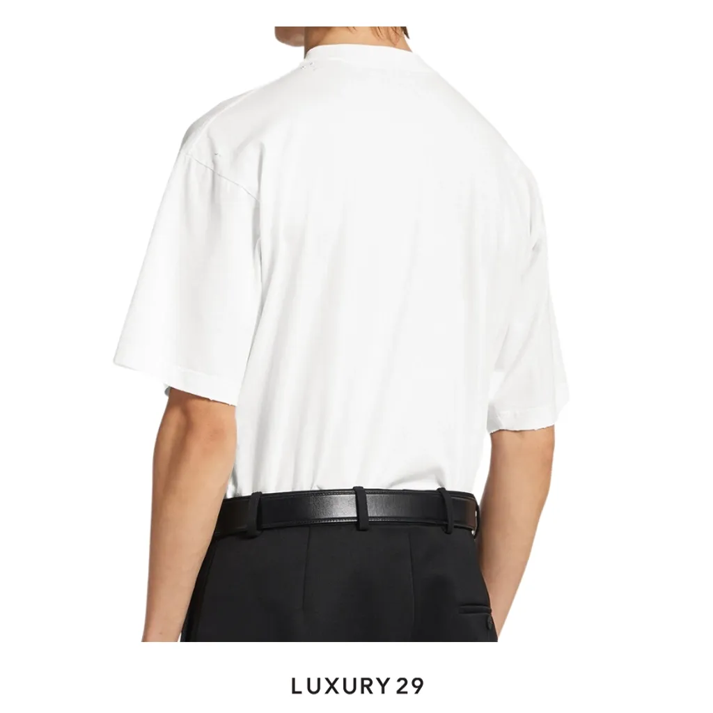 Balenciaga Men's Messy Spray Medium Fit T-shirt in White(L, White)