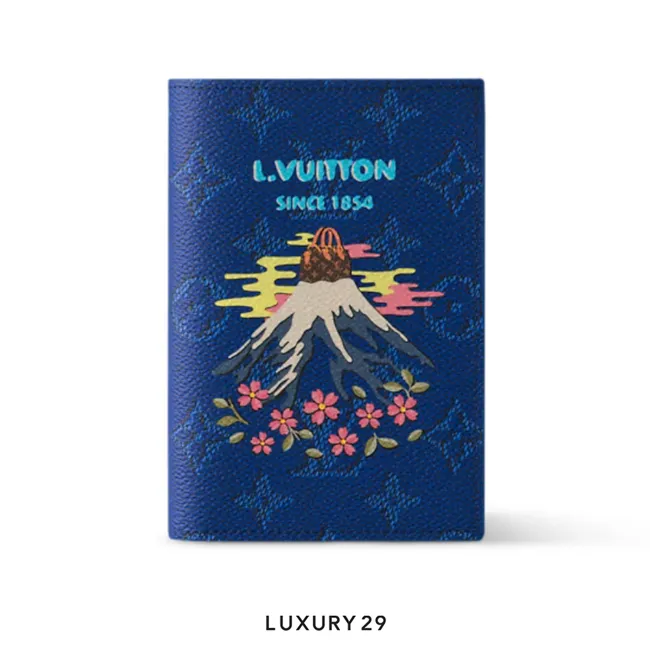 LOUIS VUITTON LV Passport cover blue
Monogram Canvas