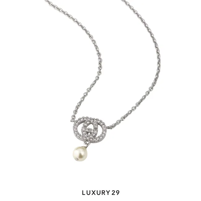 Gucci Crystal and pearl necklace Silver