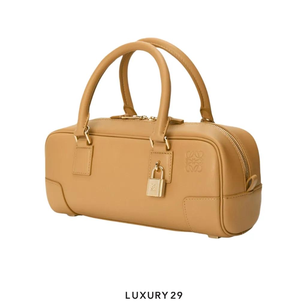 Loewe Amazona 23 Bag in Nappa Calfskin(Small, Brown)