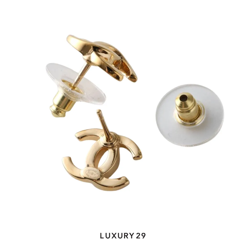 Chanel Stud Earrings CC Mark Gold(Free Size, Gold)