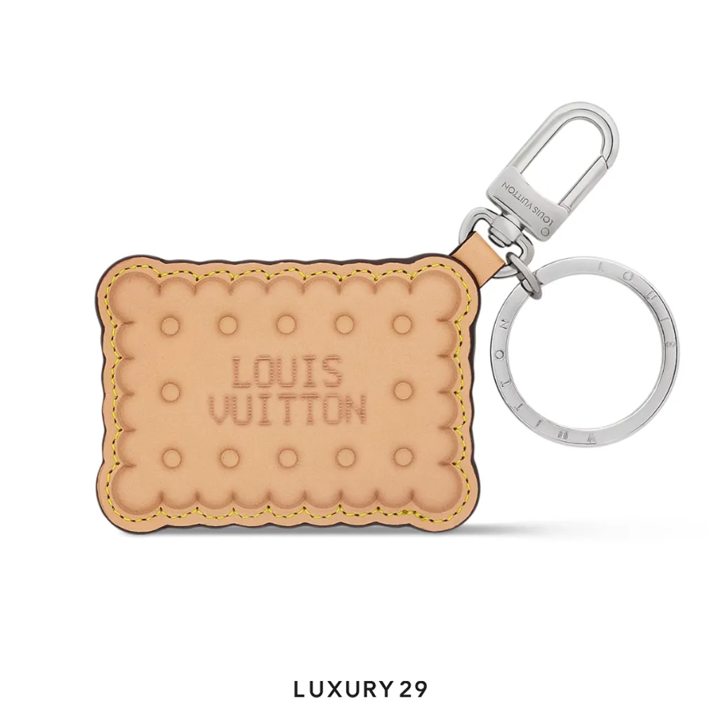 Louis Vuitton LV Biscuit Key Holder and Bag Charm Brown(Mini, Brown)