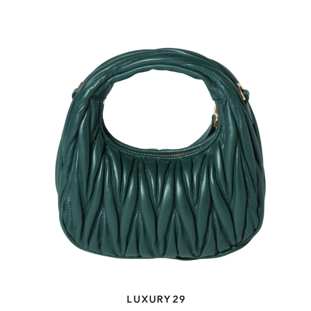 Miu Miu Wander Matelasse Nappa Leather Hobo Bag Emerald Green(Small, Green)