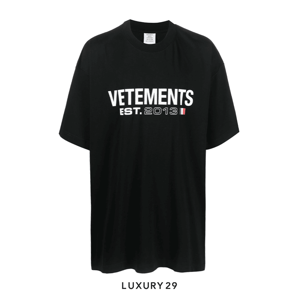 VETEMENTS logo-print T-shirt