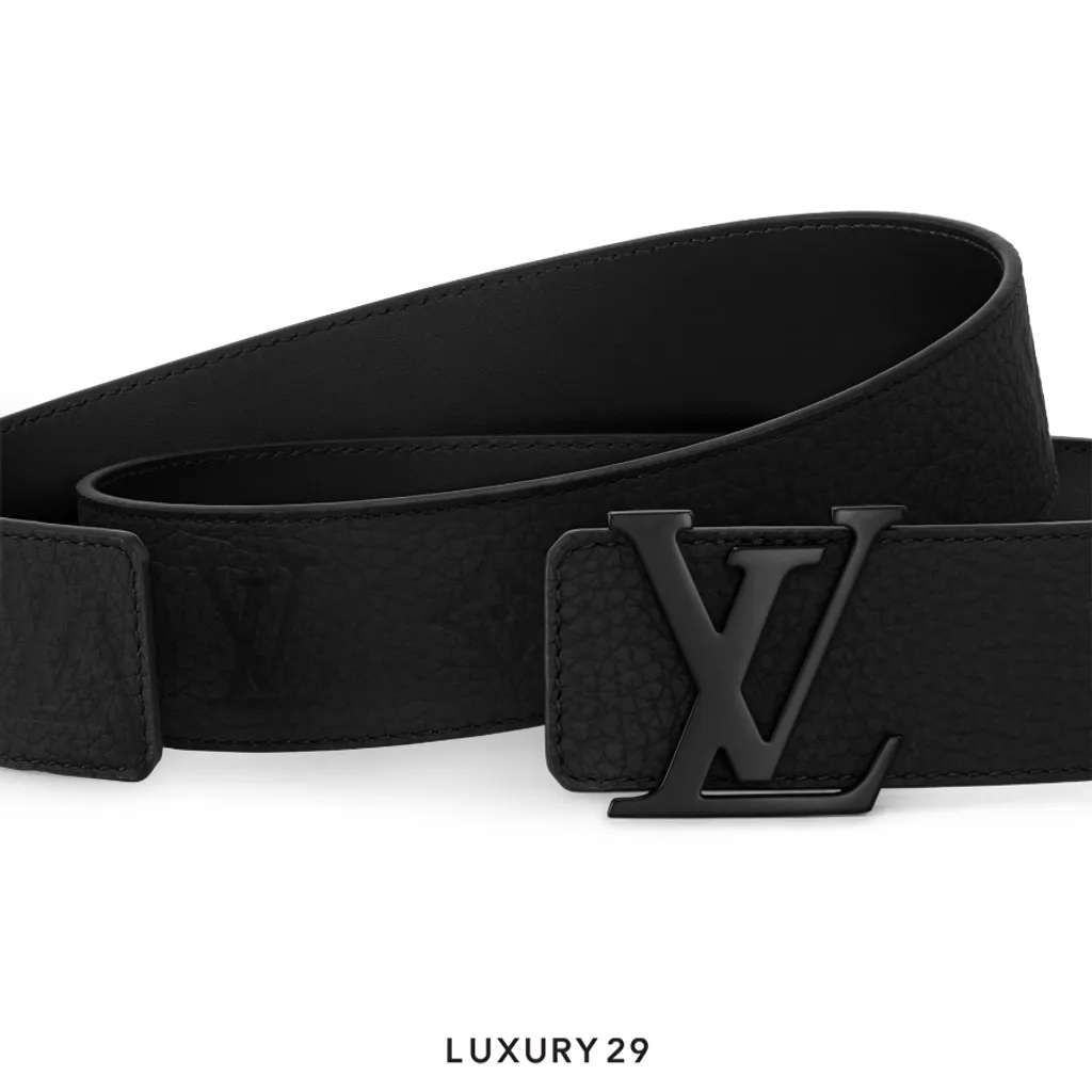 Louis Vuitton LV Initiales 40mm wide reversible Belt Black(40, Black)