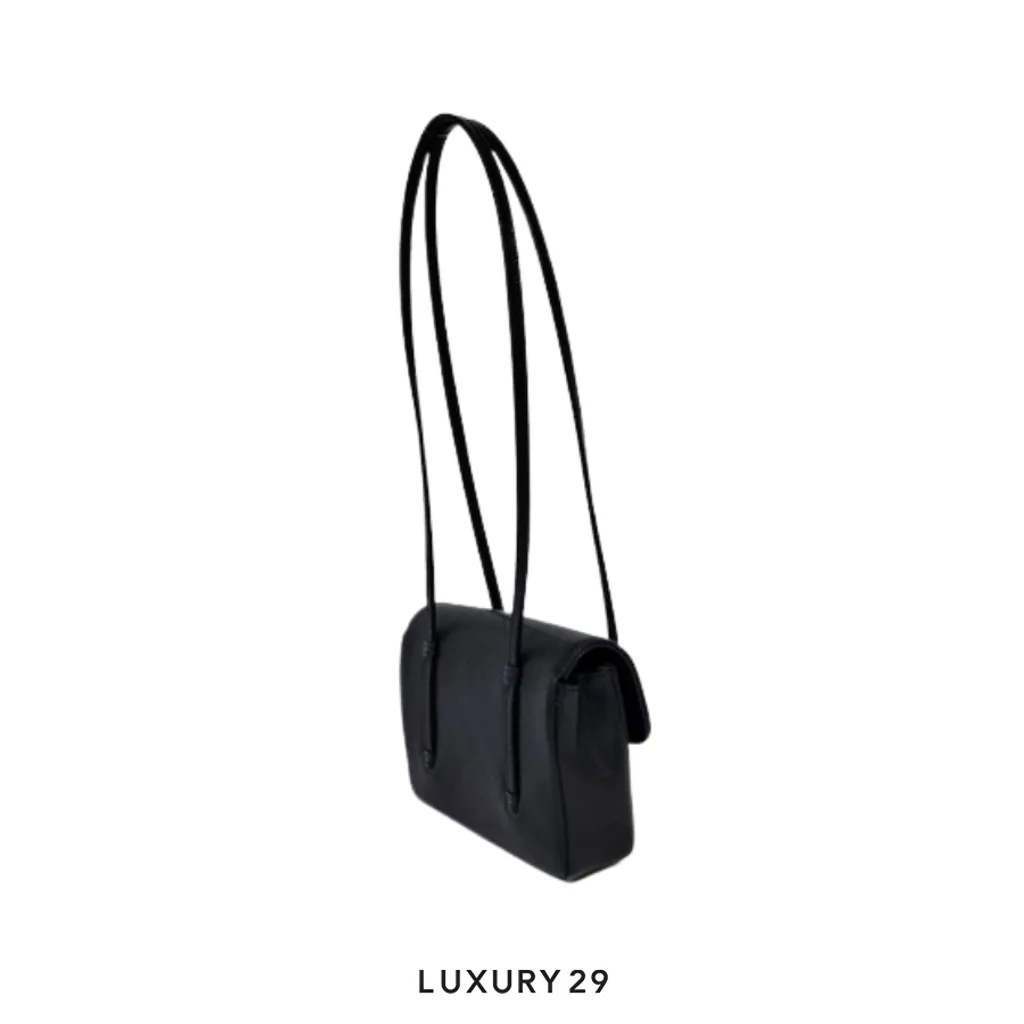 Chanel 26 Clutch Mini Preppy Coco Flap Bag Grained Shiny Calfskin & Gold-Tone Metal Black(Mini, Black)