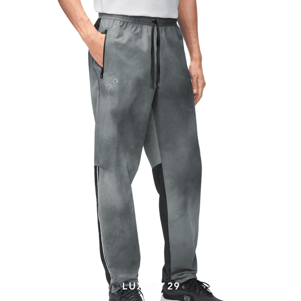 On x Loewe Tracksuit trousers in technical shell Grey/Multicolour(S, Grey)