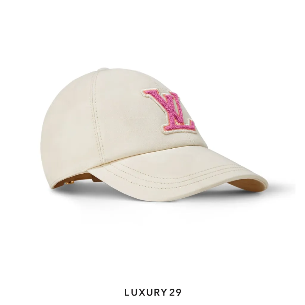 Louis Vuitton LV Signature Cap(Free Size, White)