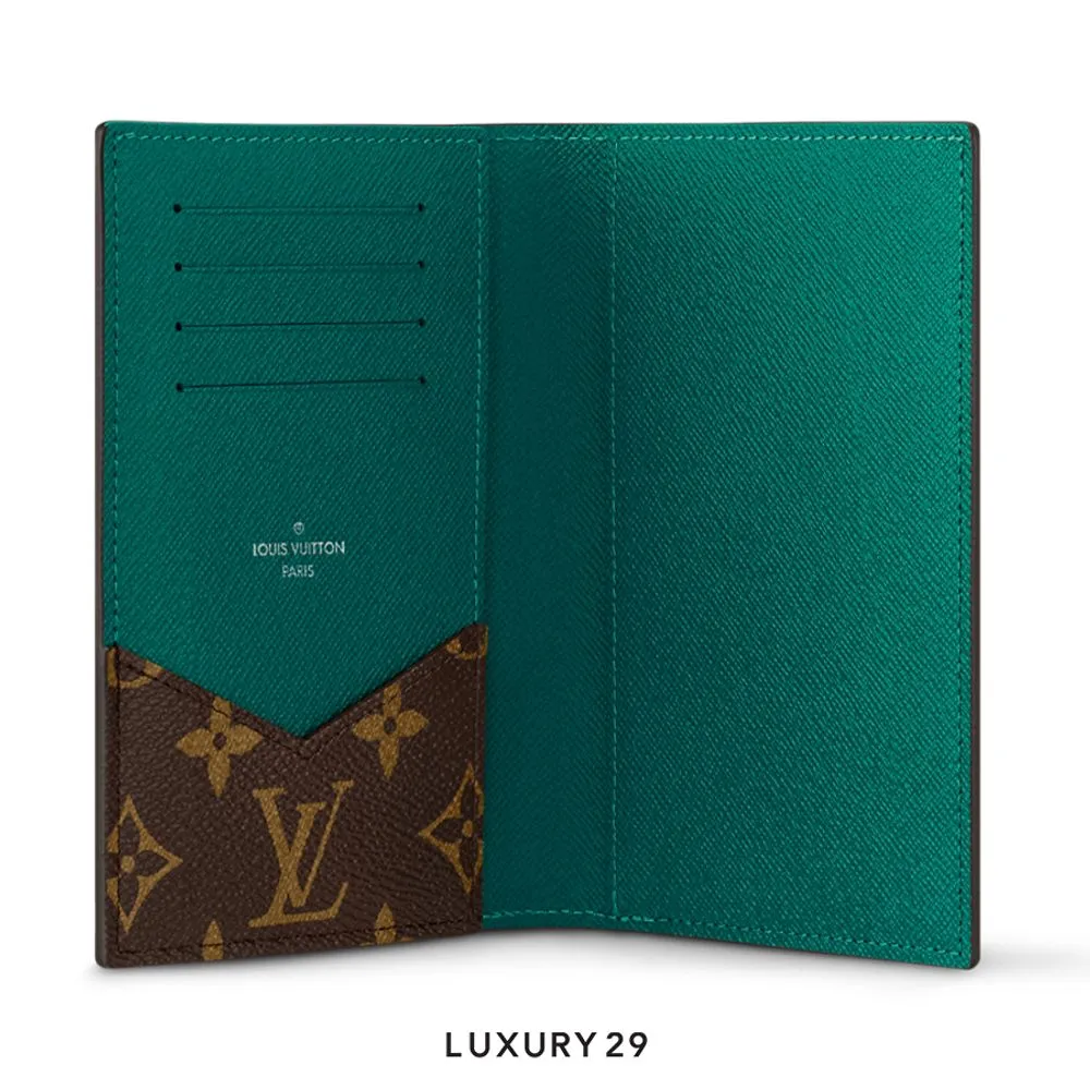 Louis Vuitton LV Passport Cover Monogram Macassar coated canvas Borneo Green(Small, Brown)