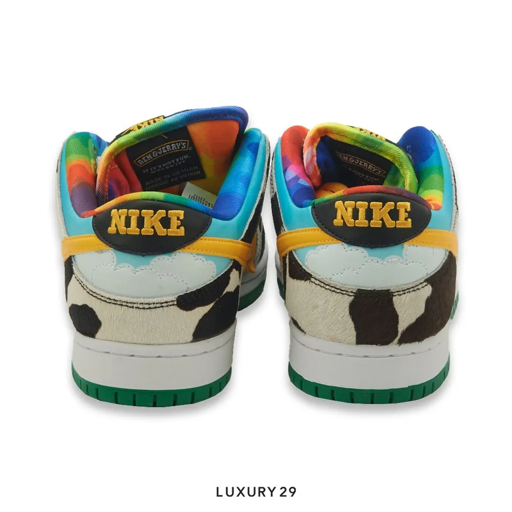 Nike SB Dunk Low Ben & Jerry's Chunky Dunky(45, Multicolour)