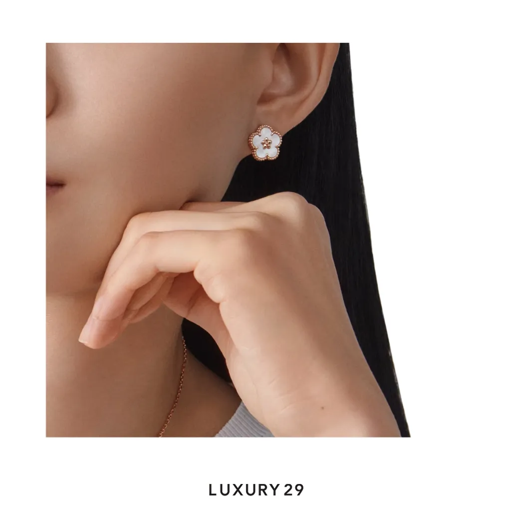 Van Cleef & Arpels Lucky Spring earrings, plum blossom 18K rose gold, Mother-of-pearl(Free Size, White)