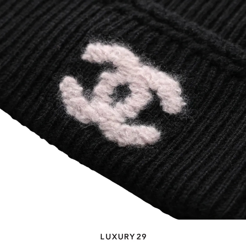 Chanel 2025AW Coco Mark Embroidery Cashmere Silk Beanie Black(Free Size, Black)