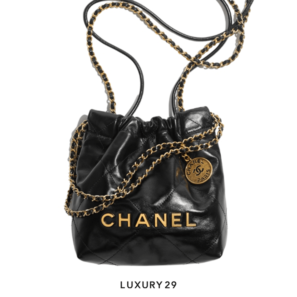 Chanel 22 Mini Handbag Shiny Calfskin & Gold-Tone Metal Black(Mini, Black)