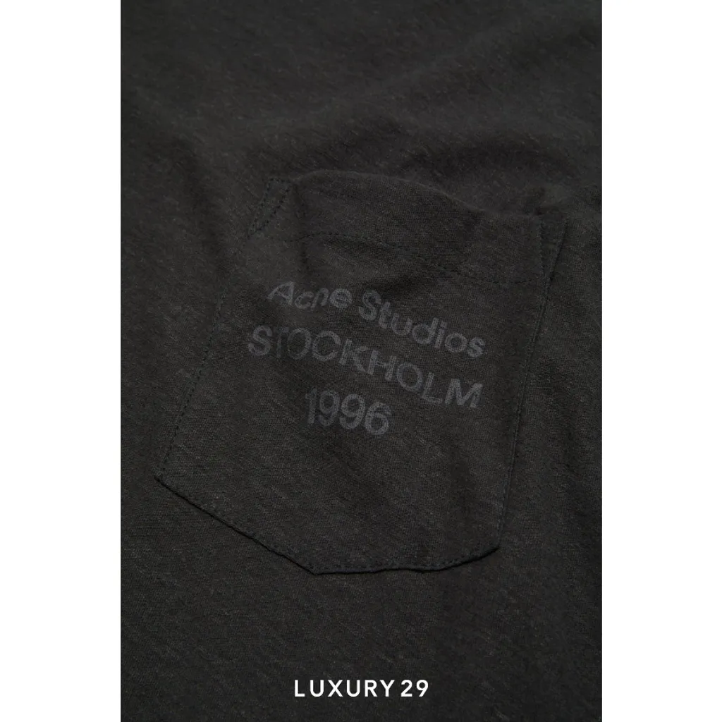 Acne Studios Logo t-shirt Long Sleeve - Relaxed unisex fit 1996 logo on chest pocket Black(S, Black)