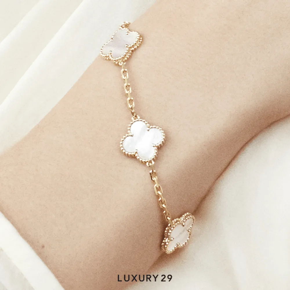 Van Cleef & Arpels Vintage Alhambra bracelet, 5 motifs 18K yellow gold, Mother-of-pearl(Free Size, White)