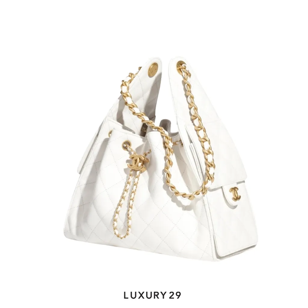 Chanel 25 Small Handbag Grained Calfskin & Gold-Tone Metal White(Small, White)