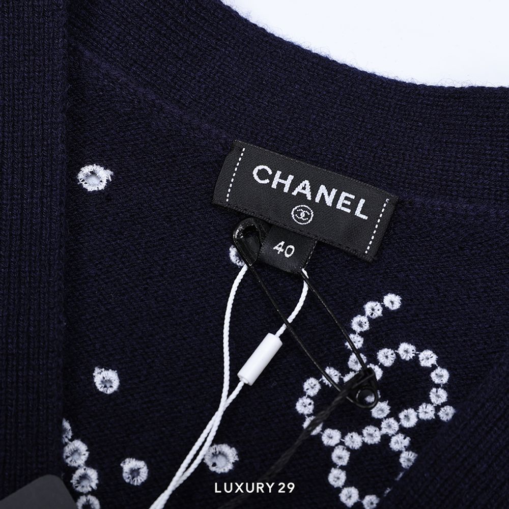 Chanel CARDIGAN 40 NAVY(L, Blue)