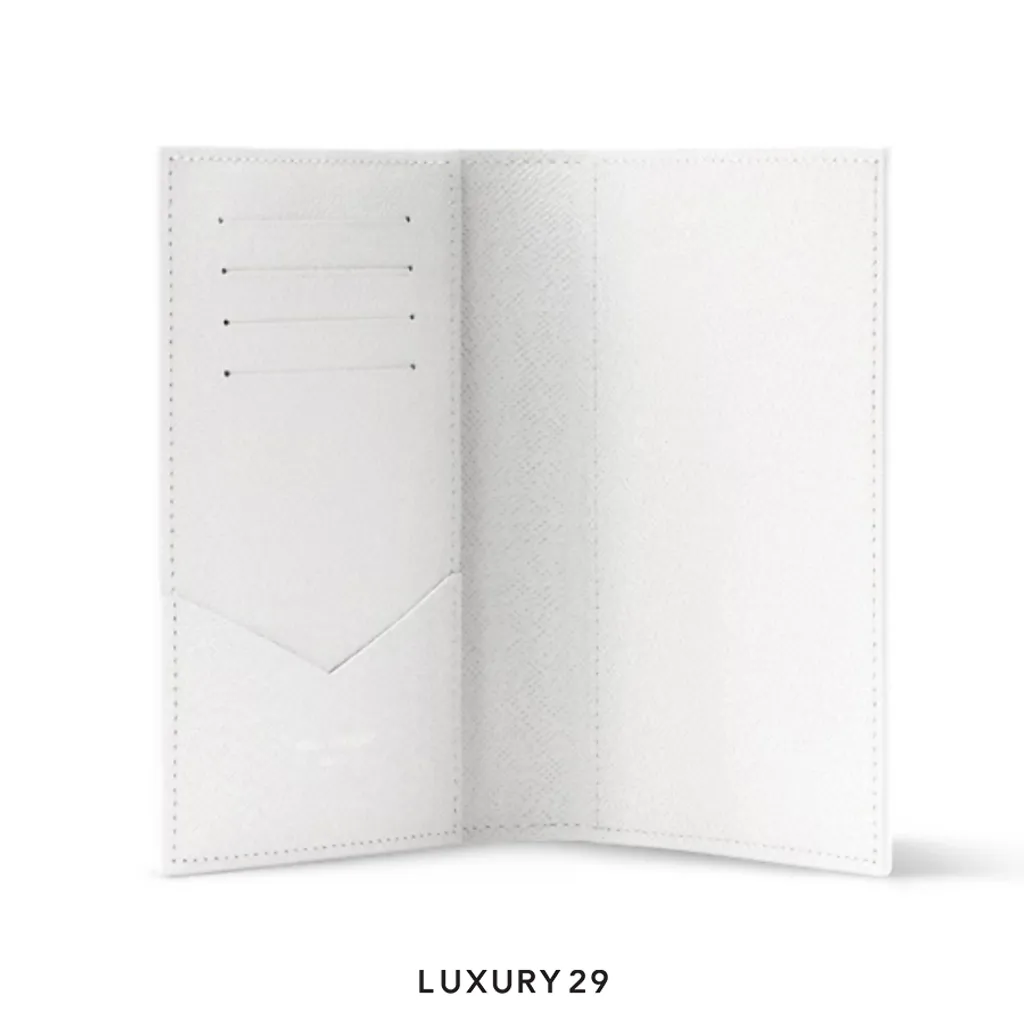 Louis Vuitton LV Passport Cover Exclusive Online Pre-launch White(Small, White)