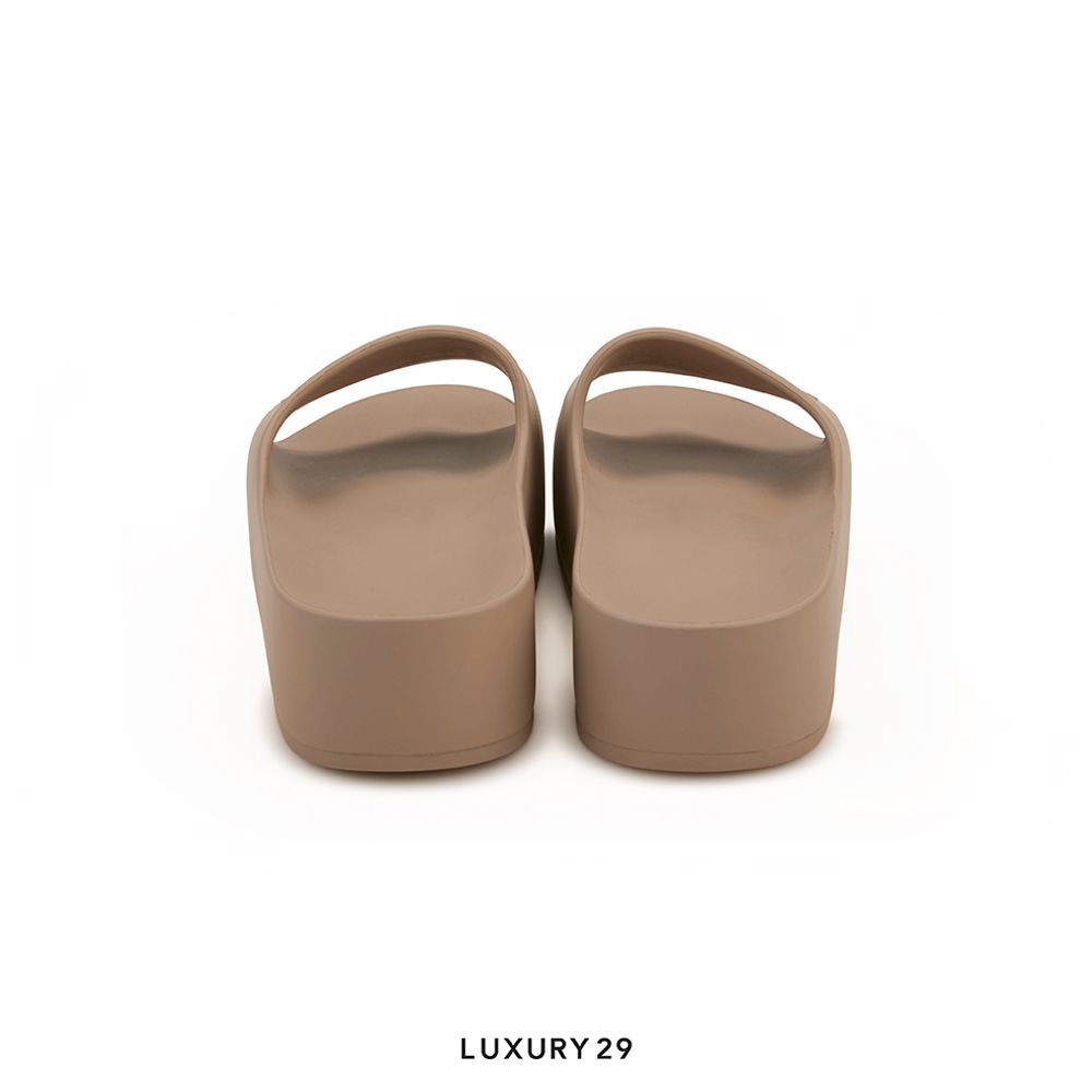 Balenciaga Wmns Chunky Slides Brown(36, Brown)