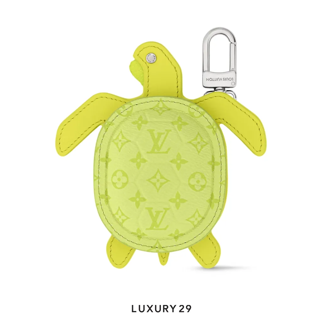 Louis Vuitton LV Turtle Pouch Bag Charm Green(Mini, Green)