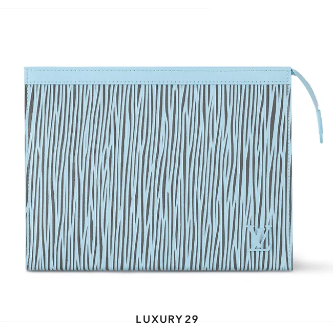 Louis Vuitton LV Pochette Voyage MM Pouch