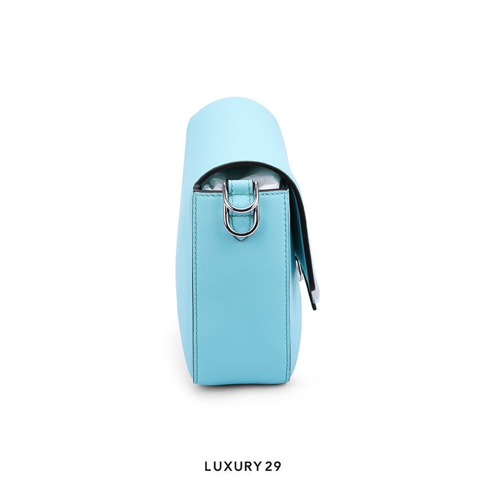 Fendi x Tiffany & Co. Bag Baguette in Tiffany Blue Silk(Small, Blue)