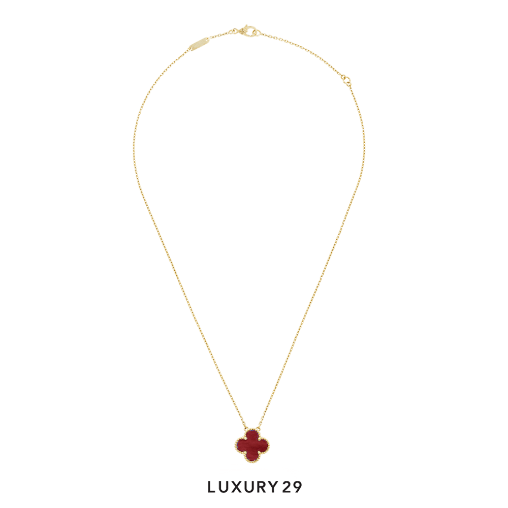 Van Cleef & Arpels Vintage Alhambra pendant, 18K yellow gold, carnelian(Free Size, Red)