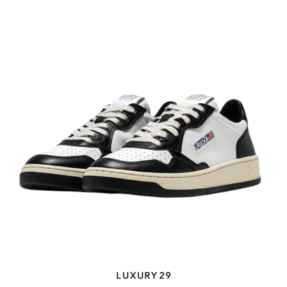 AUTRY SNEAKERS WOMAN MEDALIST LOW SNEAKERS IN TWO-TONE LEATHER COLOR WHITE AND BLACK(M)(40, Black)