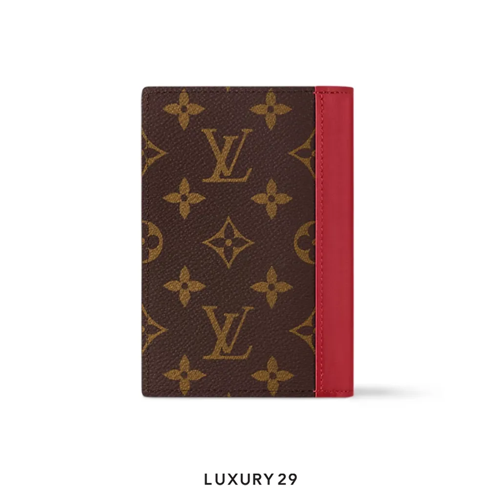 Louis Vuitton LV Passport Cover Sari Red(Small, Red)