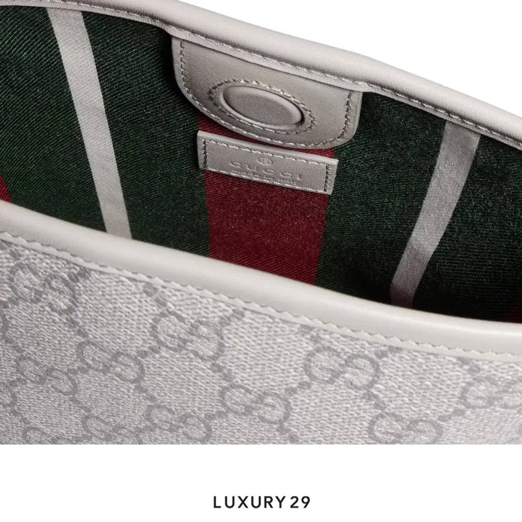 Gucci GG Emblem nano bucket bag(Medium, Grey)