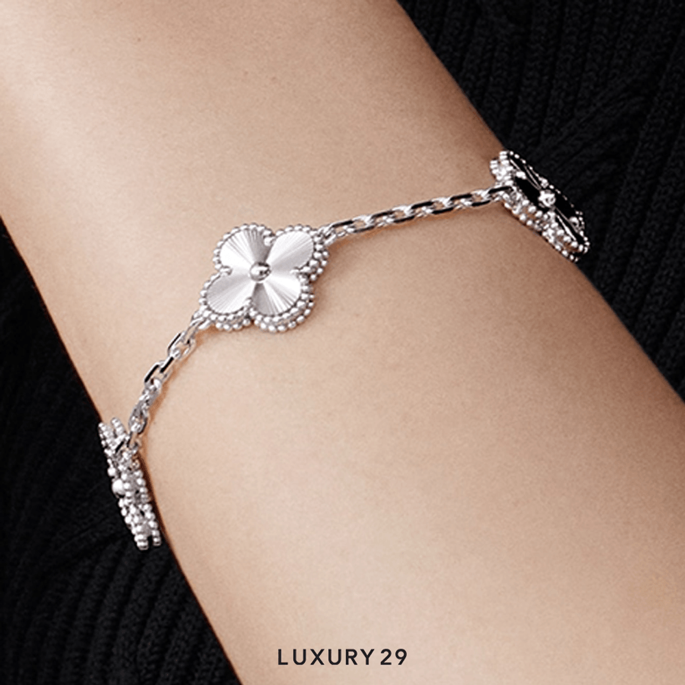 Van Cleef & Arpels Vintage Alhambra Bracelet, 5 motifs 18K white gold(Free Size, Silver)