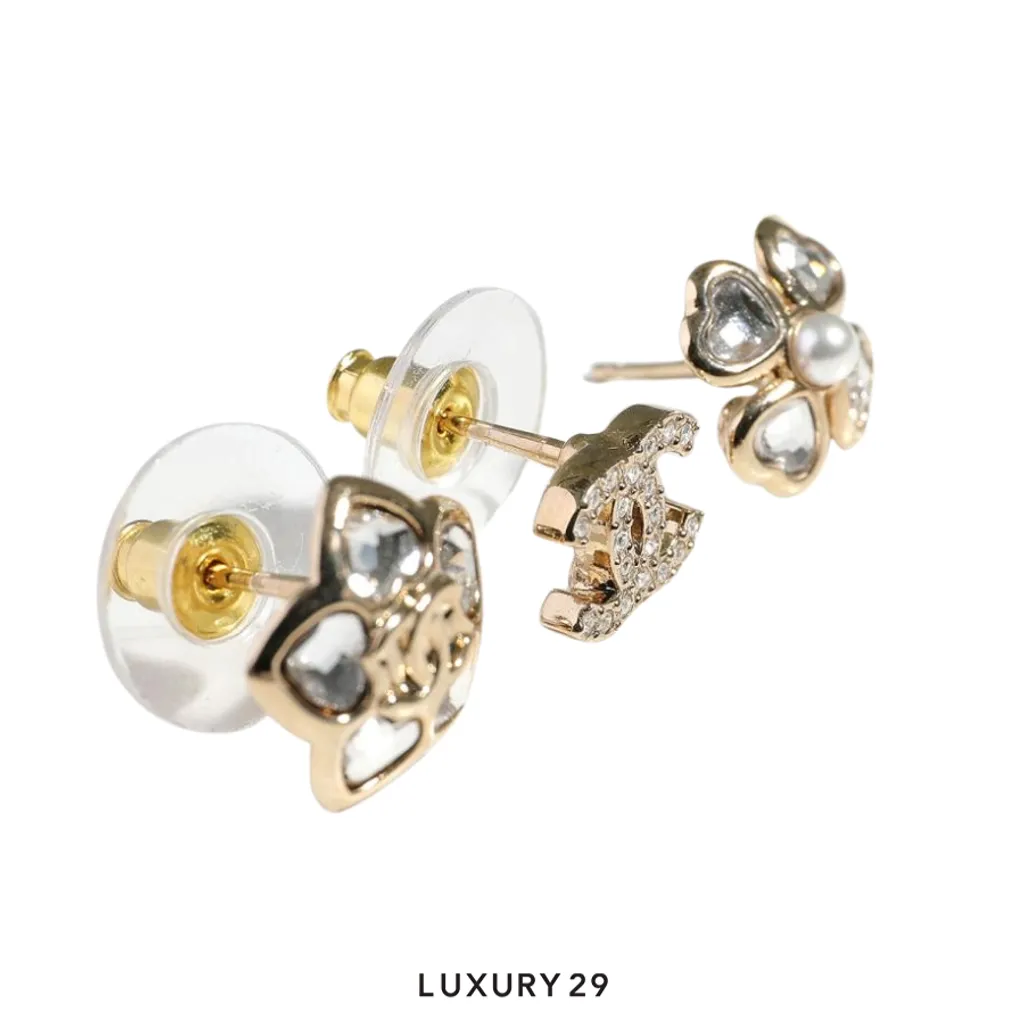 Chanel Earrings Women's 3-piece set CC Mark Flower Clover Rhinestone Pearl Stud(Free Size, Gold)