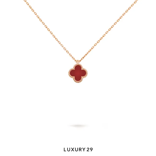 Van Cleef & Arpels Sweet Alhambra pendant 18K rose gold, Carnelian