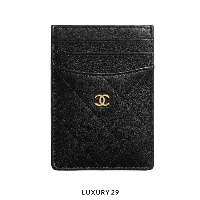 Chanel Matelasse card holder features quilted Grained Calfskind gold-toned hardware Black