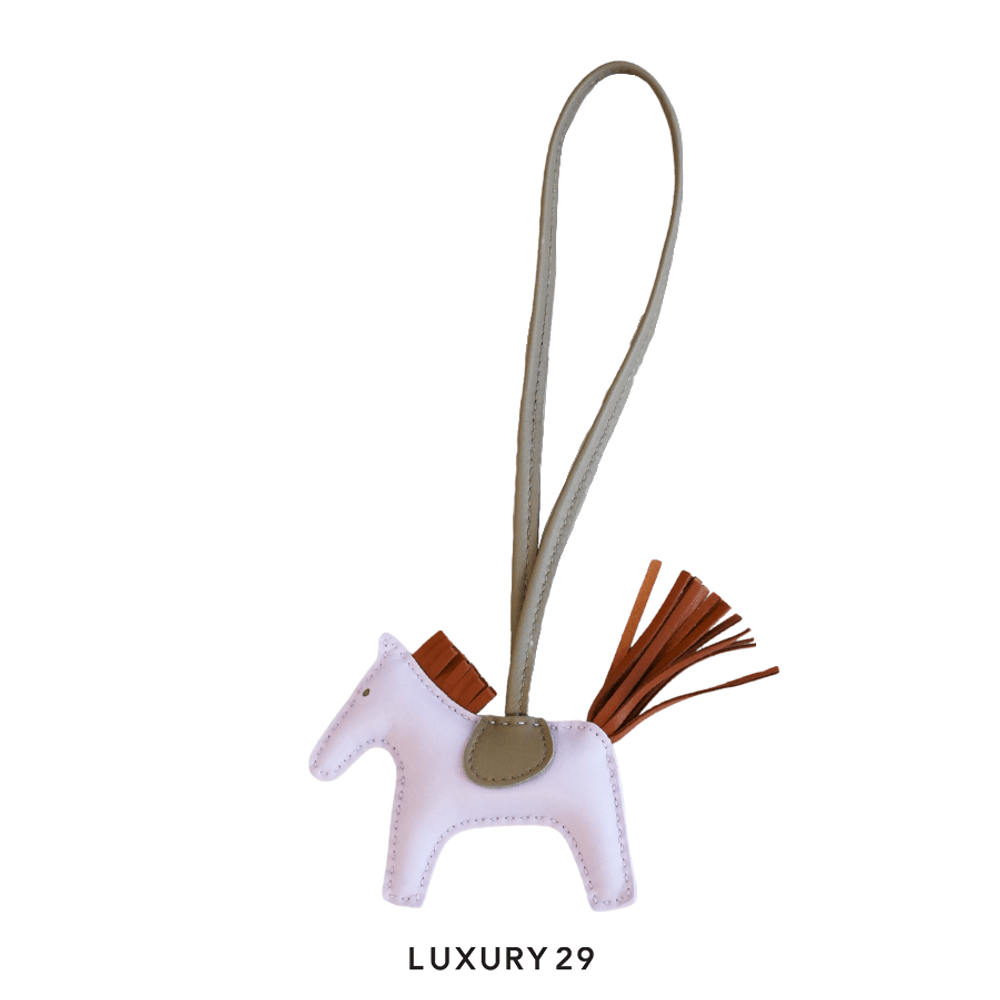 Hermes Rodeo PM charm Mauve Pale / Pain Depice / Beige Marfa(Small, Pink)