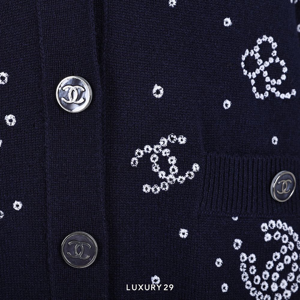 Chanel CARDIGAN 40 NAVY(L, Blue)