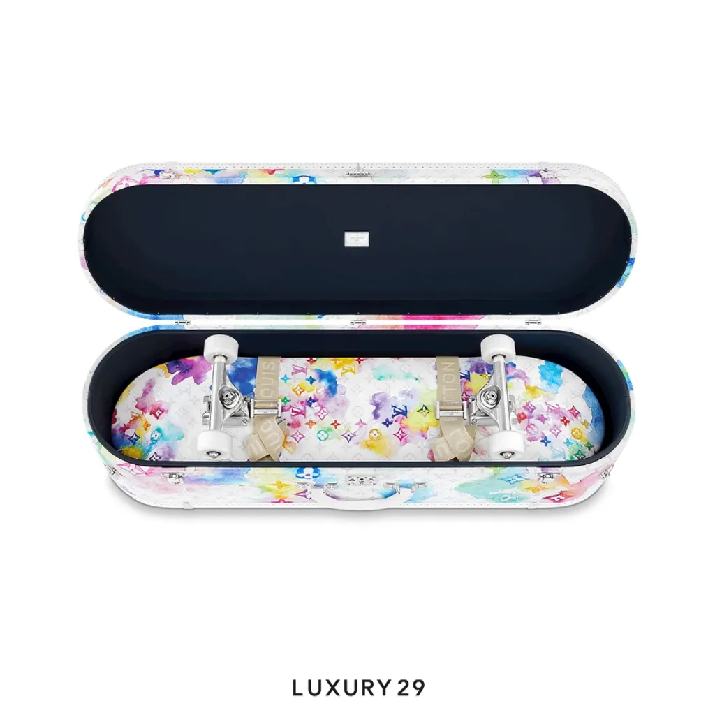 Louis Vuitton LV Skateboard hard box(Large, White)
