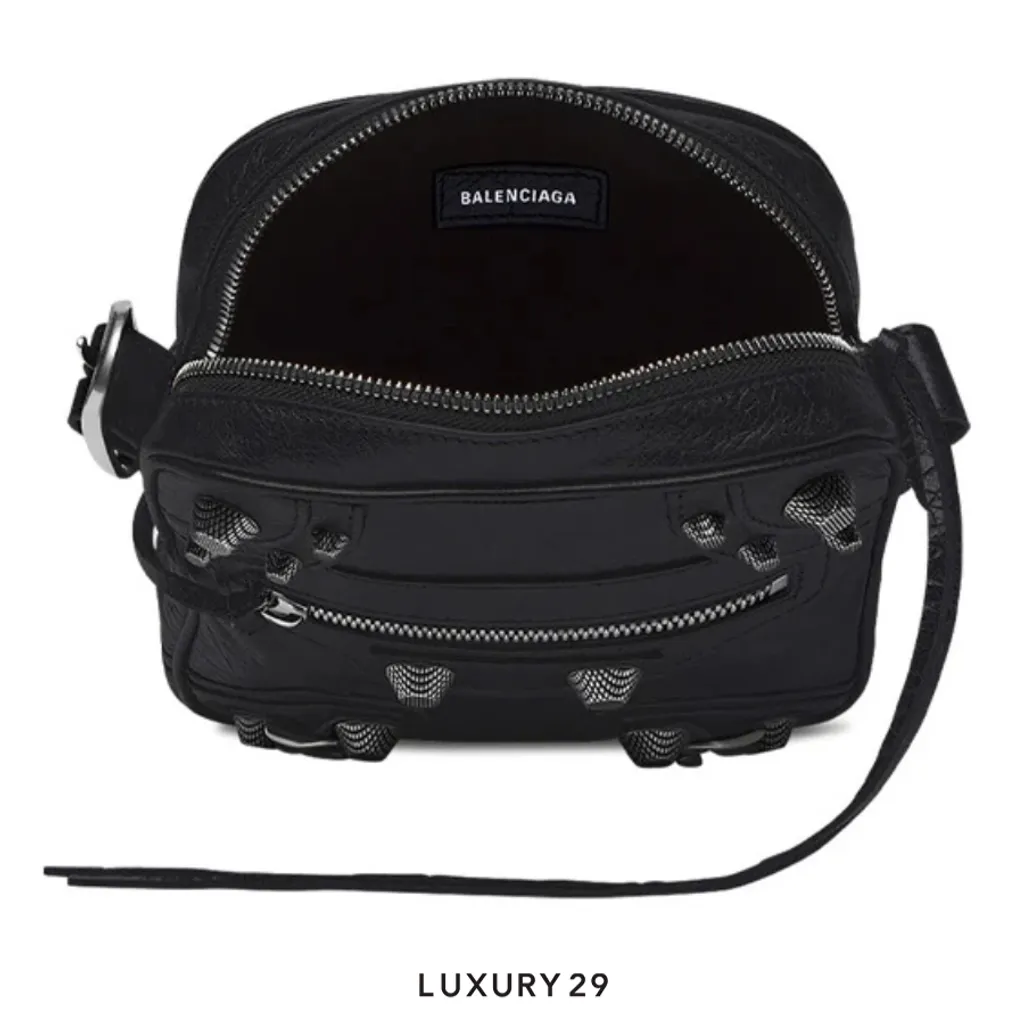 Balenciaga Le Cagole Crossbody Bag Black(Small, Black)