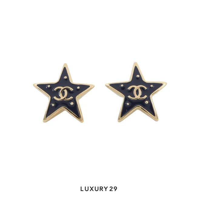 CHANEL CC logo star motif earrings Gold