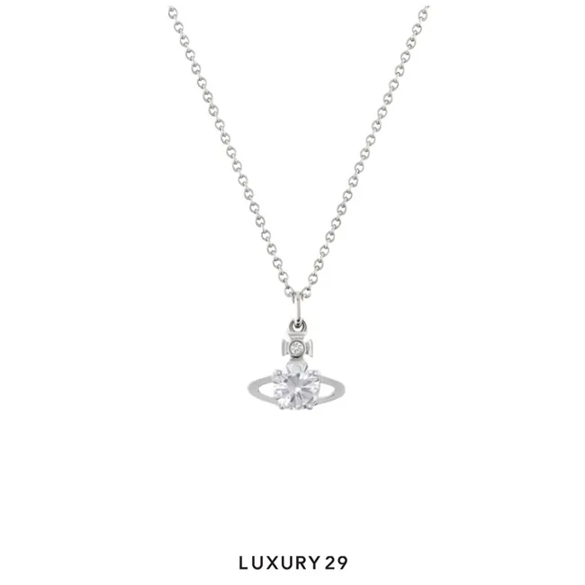 Vivienne Westwood Reina Pendant Necklace White SI U
