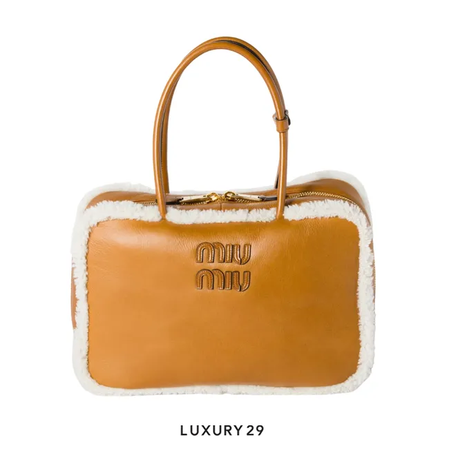 Miu Miu Beau Shearling Top-handle bag cognac/natural